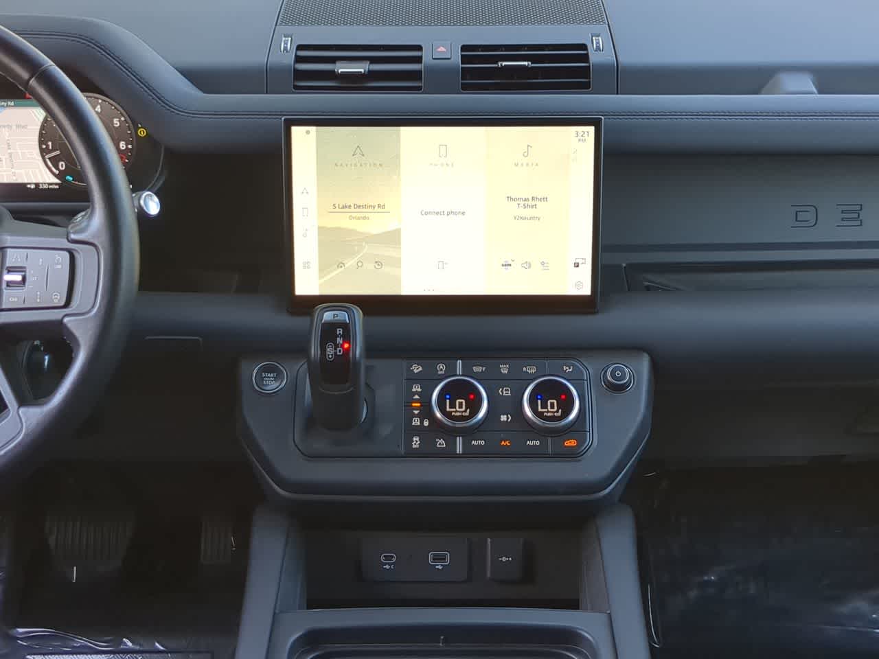 Thumbnail: 2024 Land Rover Defender - 29