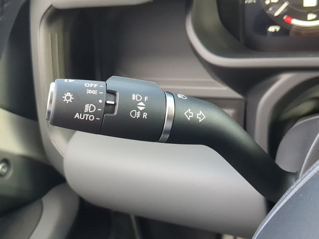 Thumbnail: 2026 Land Rover Defender - 28