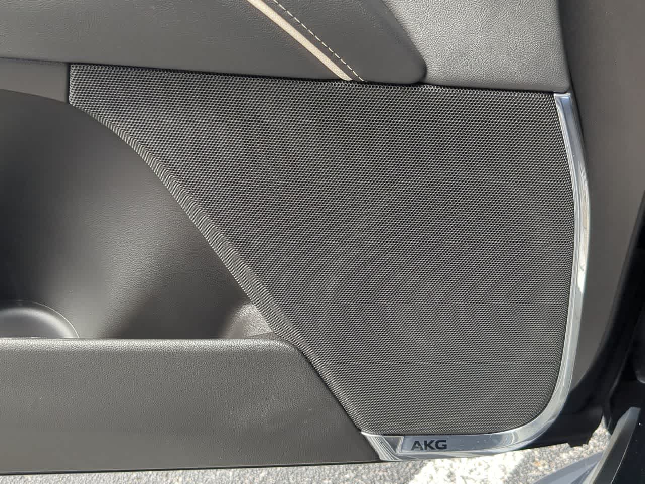 Thumbnail: 2024 Cadillac Escalade - 33