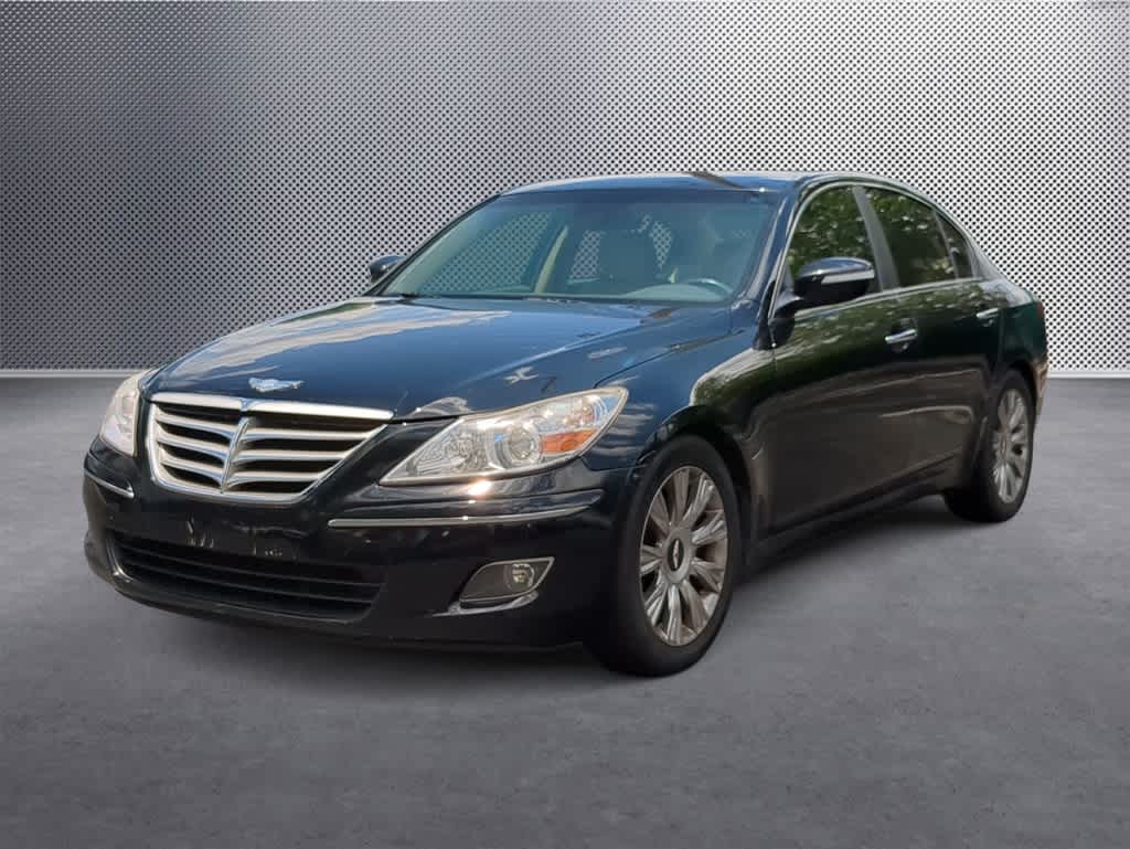 Thumbnail: 2010 Hyundai Genesis - 4