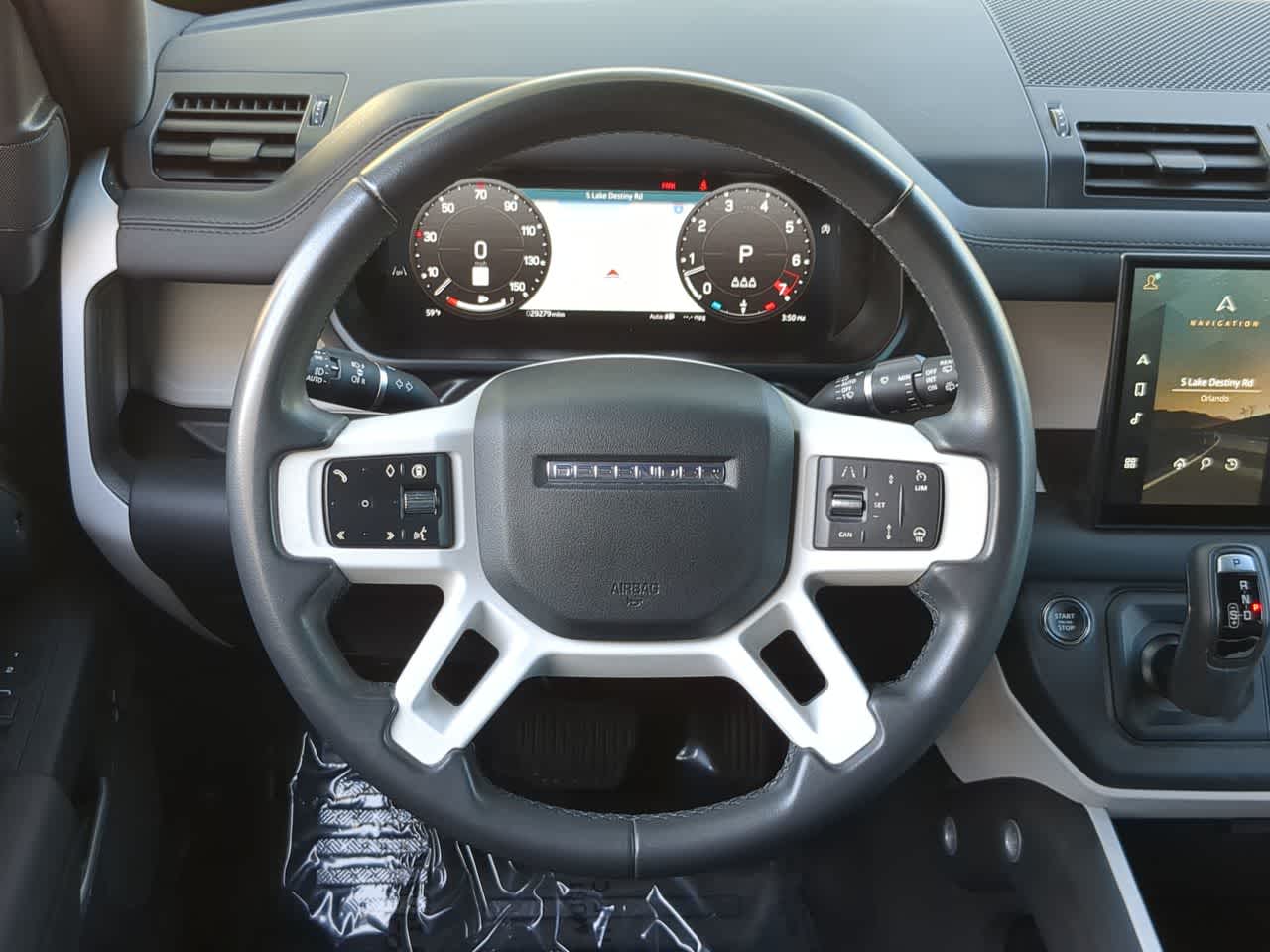 Thumbnail: 2025 Land Rover Defender - 24