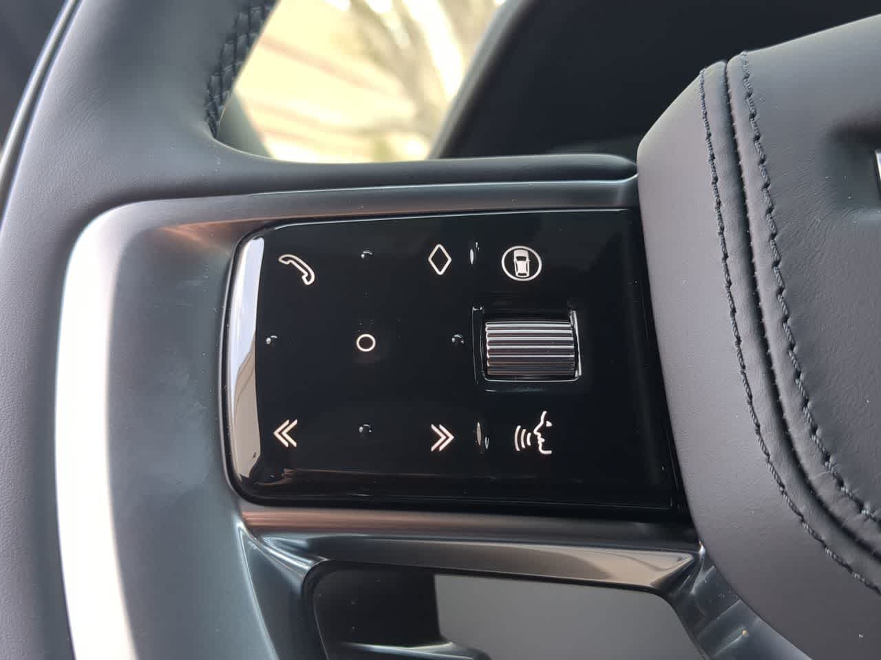 Thumbnail: 2026 Land Rover Range Rover - 26