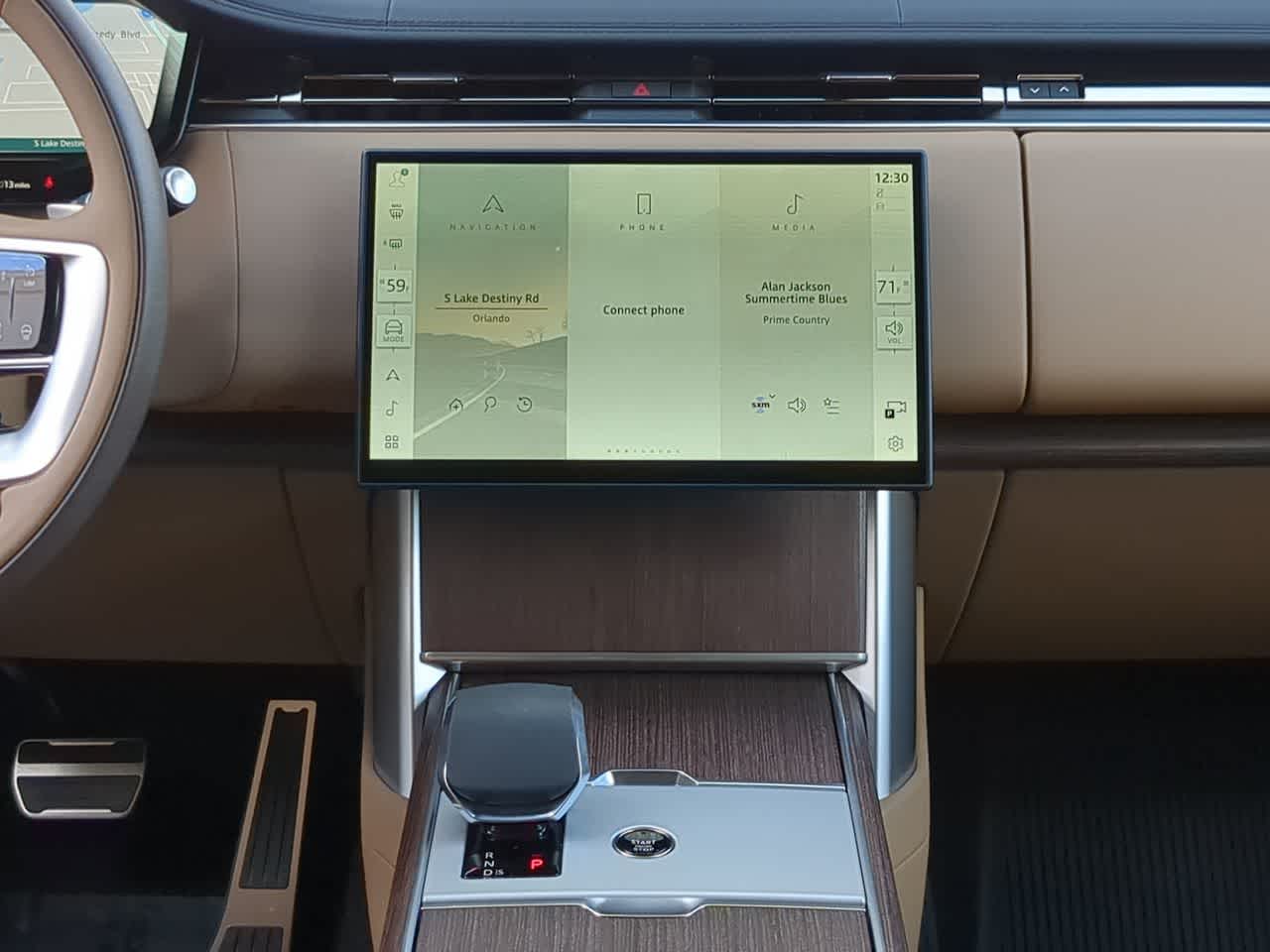 Thumbnail: 2026 Land Rover Range Rover - 30