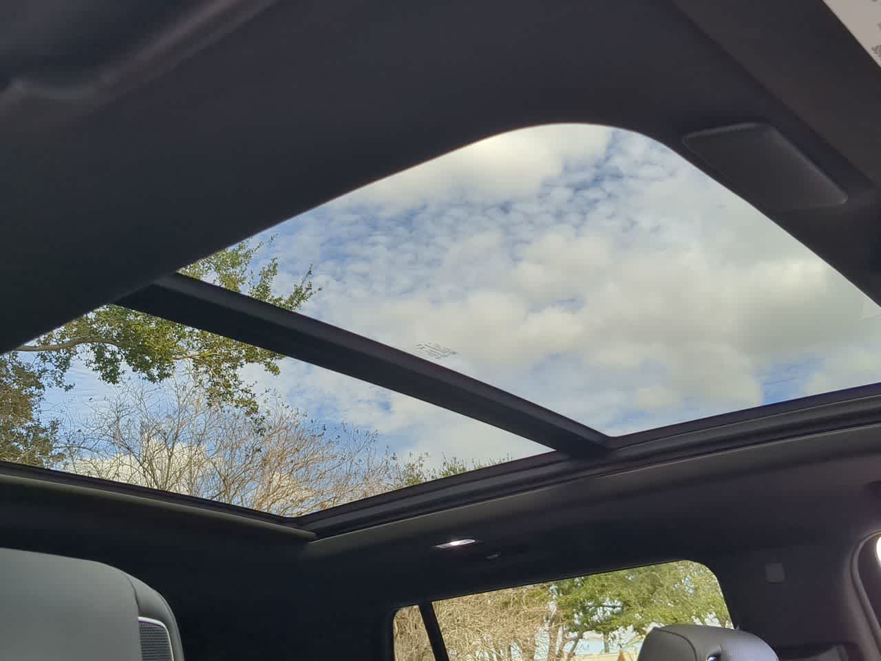 Thumbnail: 2024 Cadillac Escalade - 20