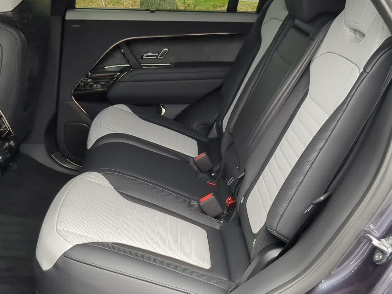 Thumbnail: 2026 Land Rover Range Rover Sport - 20