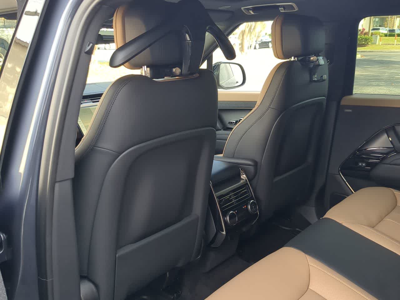 Thumbnail: 2025 Land Rover Range Rover Sport - 17