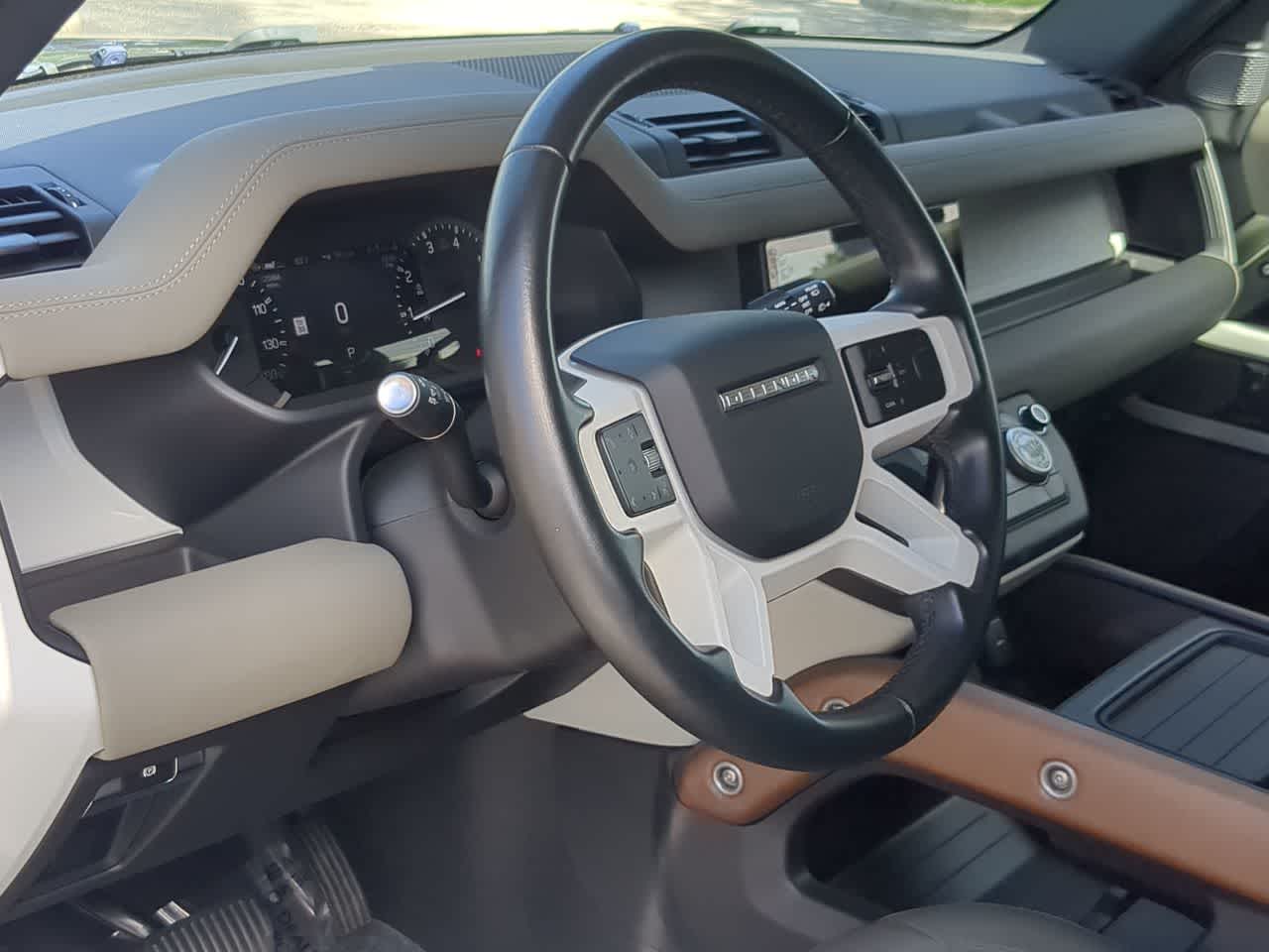 Thumbnail: 2023 Land Rover Defender - 10