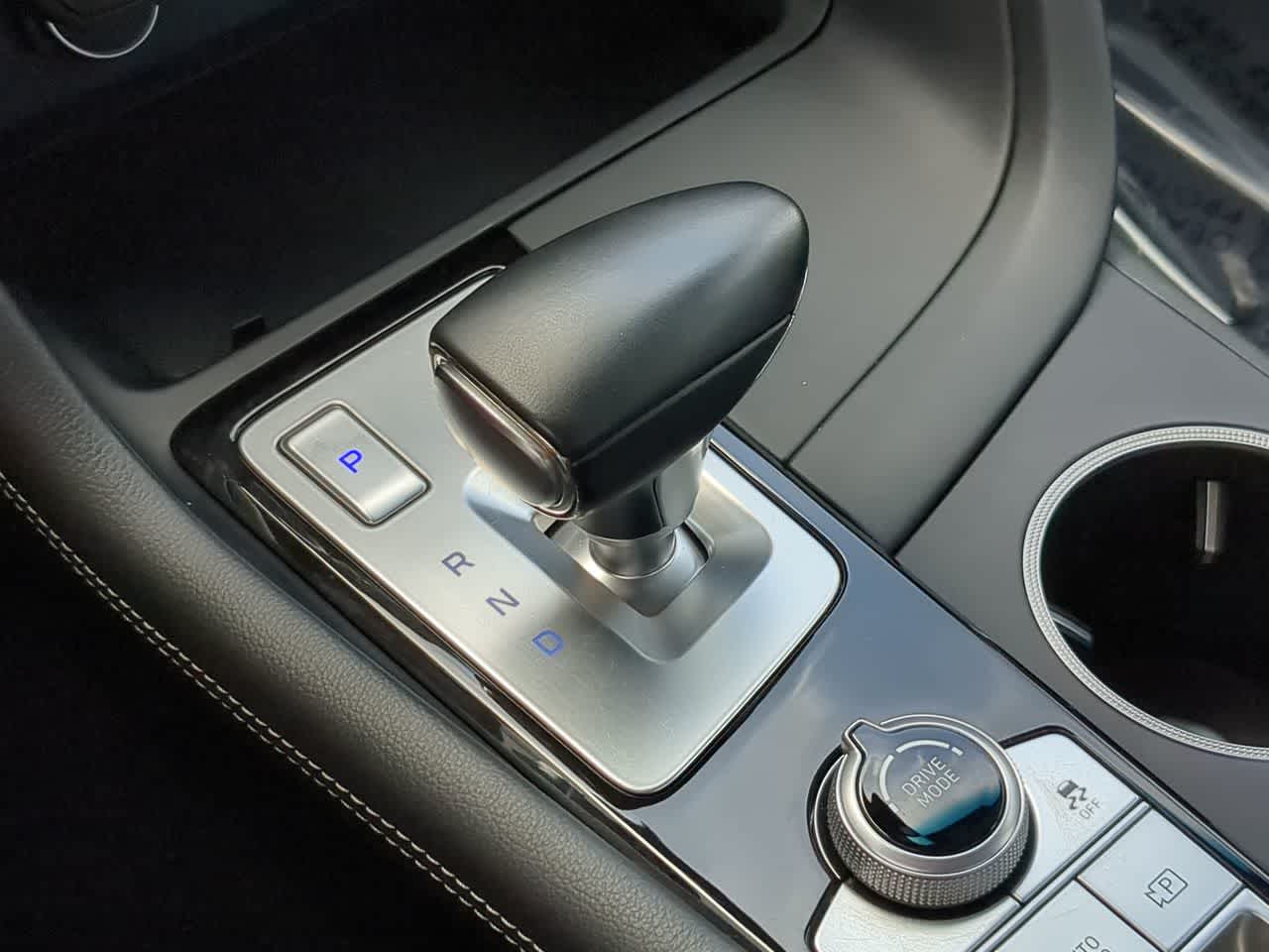 Thumbnail: 2022 Genesis G70 - 32