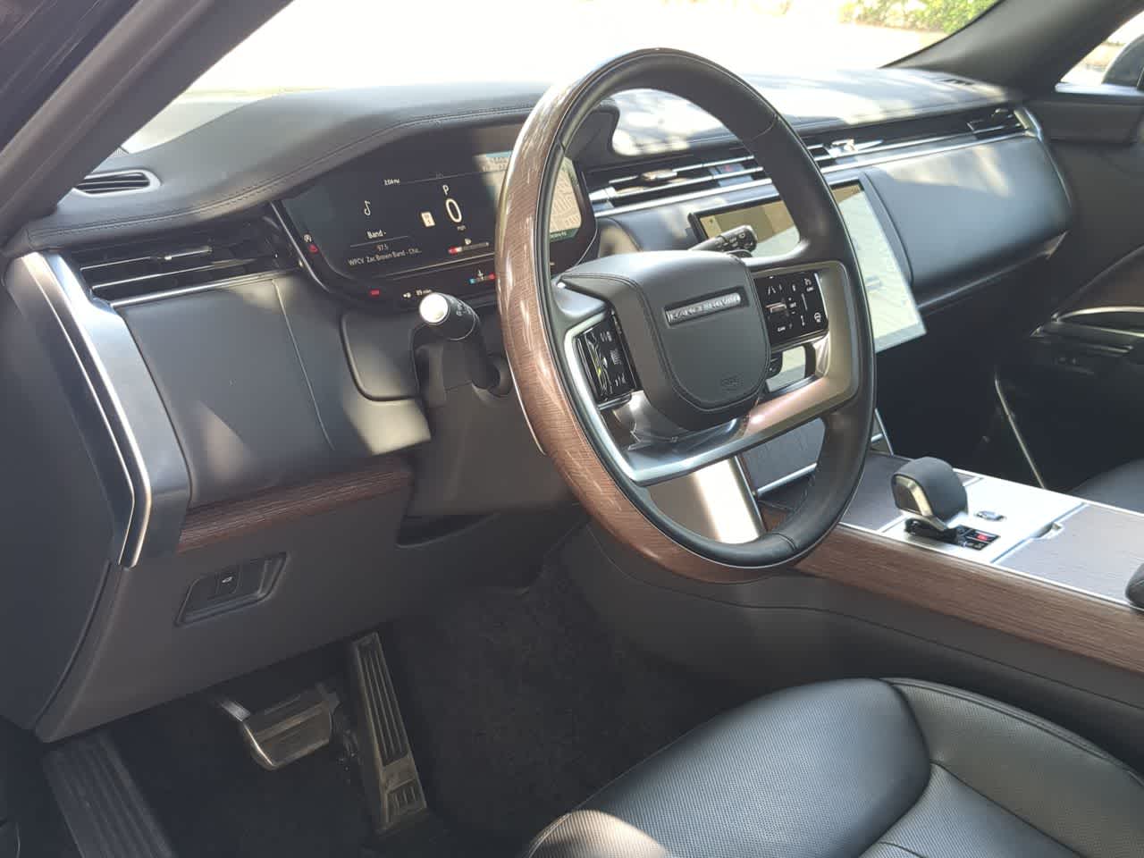 2025 Land Rover Range Rover SE - Photo 10