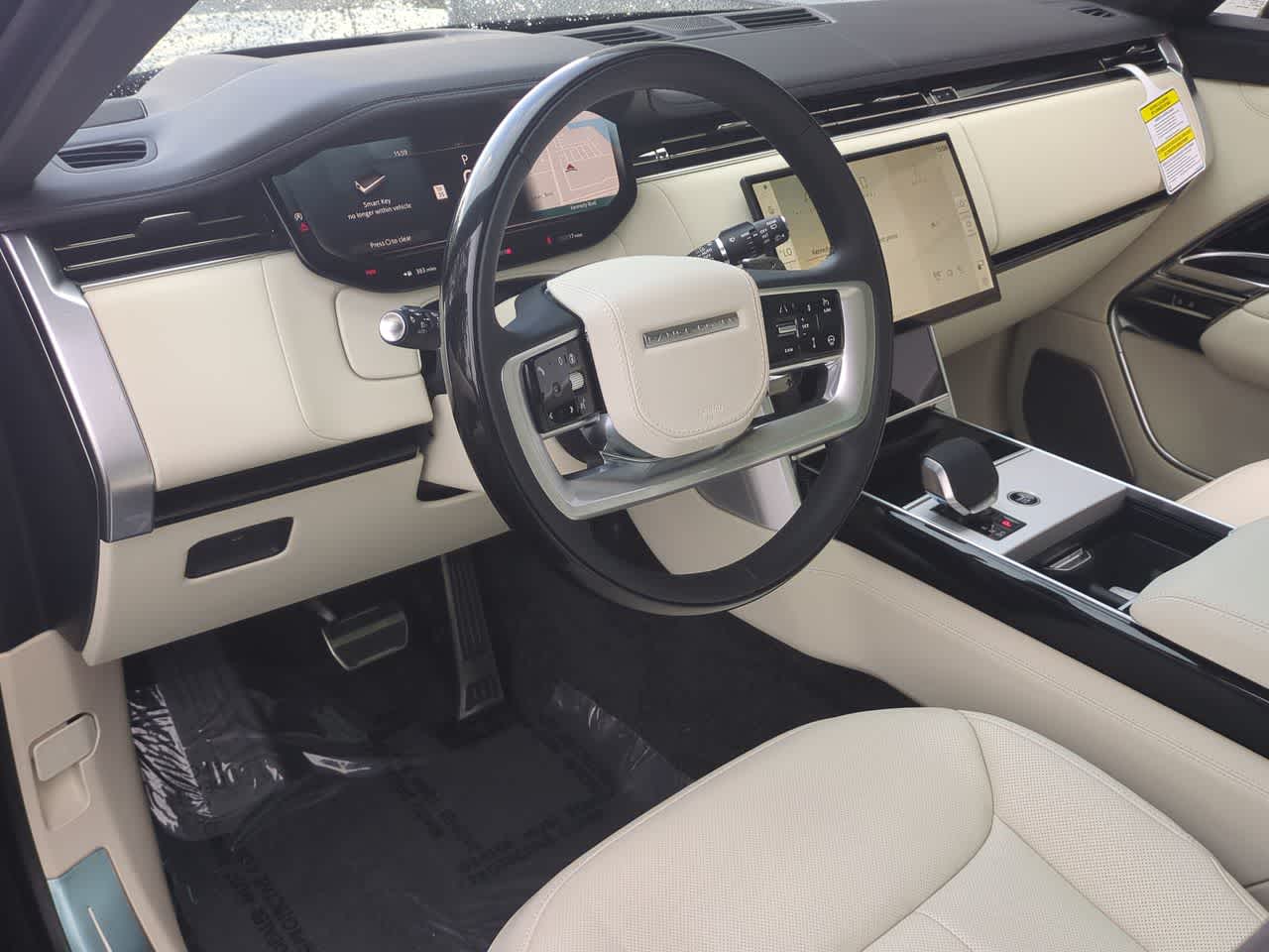 Thumbnail: 2025 Land Rover Range Rover - 10