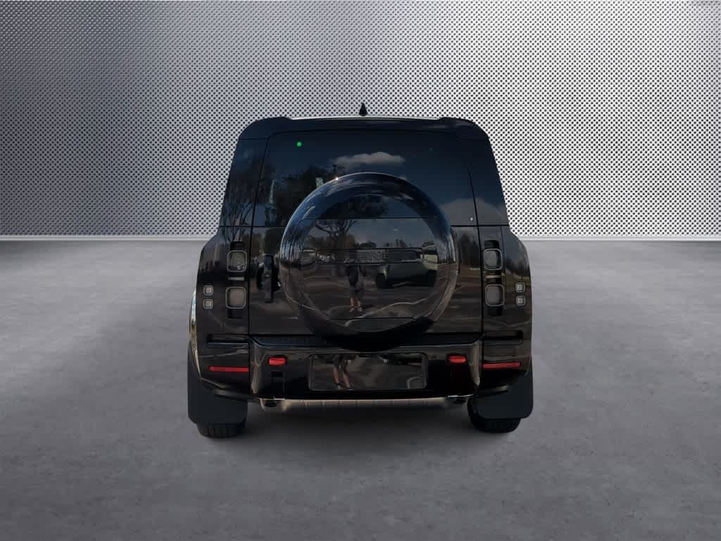 2025 Land Rover Defender 130 7
