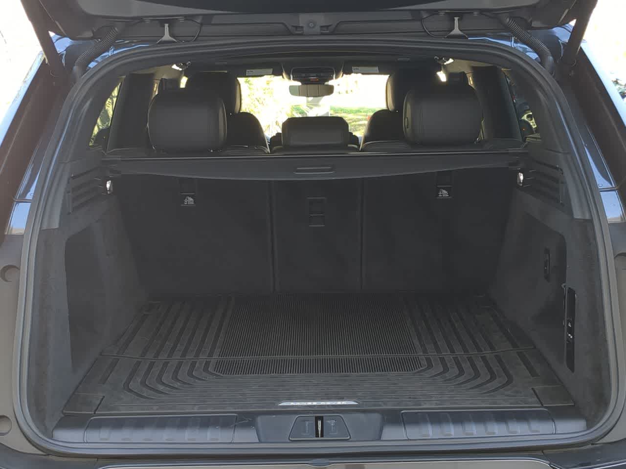 Thumbnail: 2023 Land Rover Range Rover Sport - 36