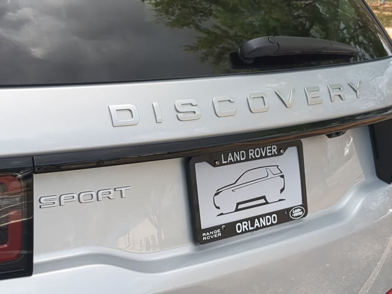 Thumbnail: 2025 Land Rover Discovery Sport - 13