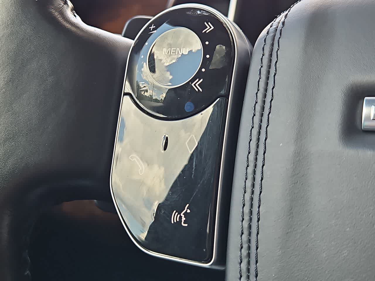 Thumbnail: 2022 Land Rover Range Rover - 26