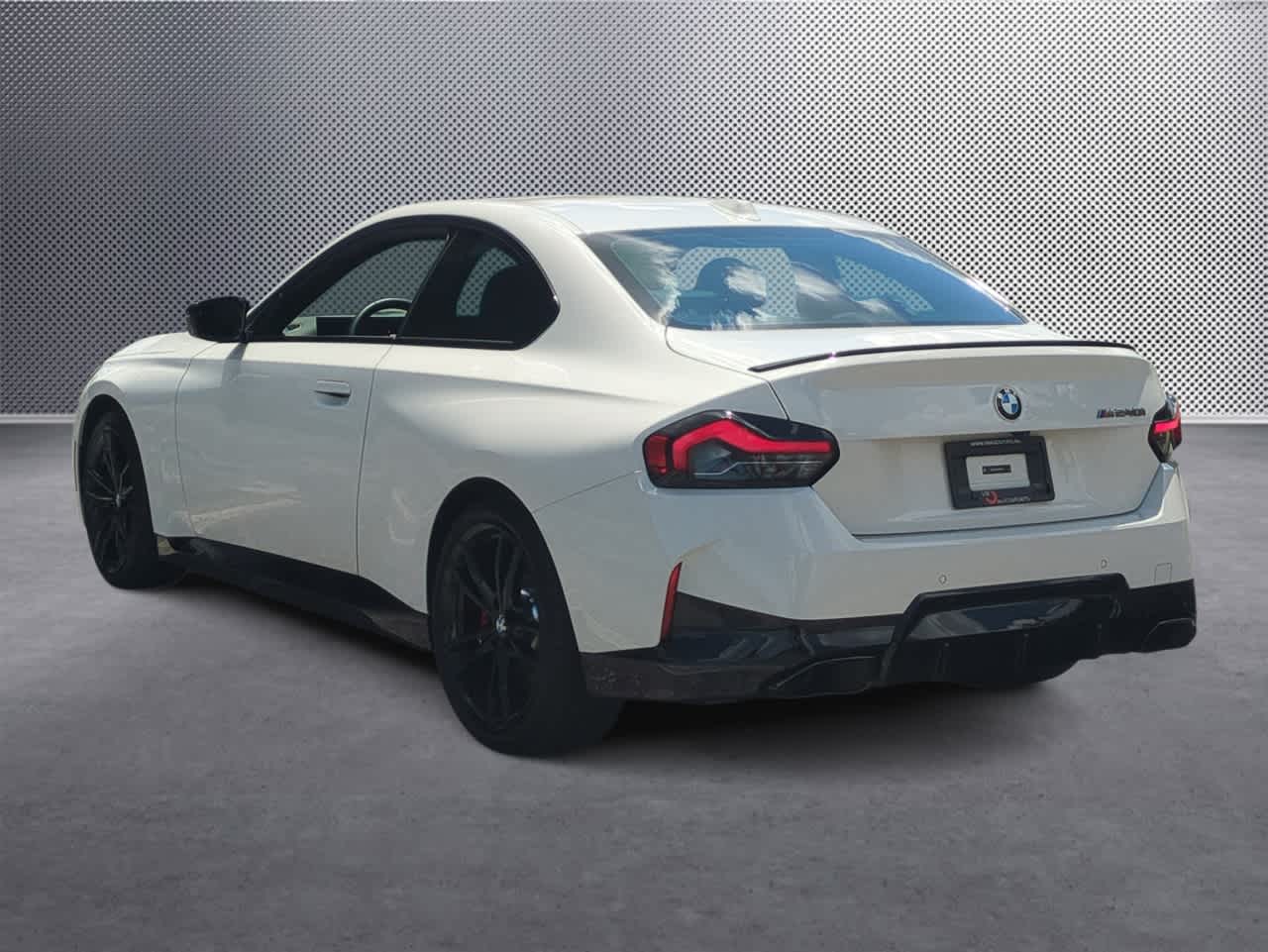 Thumbnail: 2024 BMW 2 Series - 6
