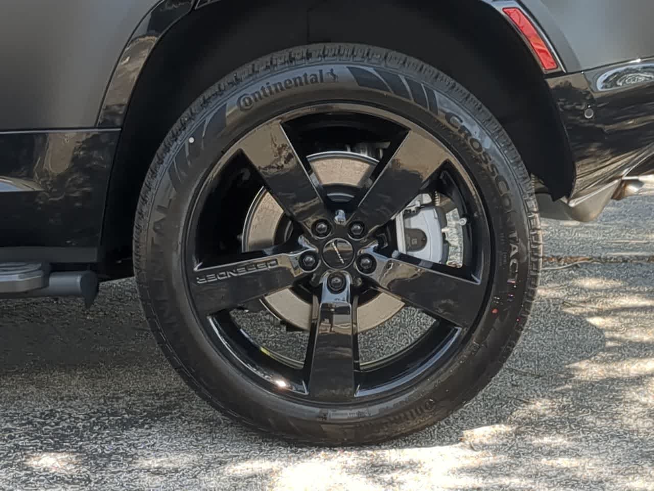 Thumbnail: 2026 Land Rover Defender - 14