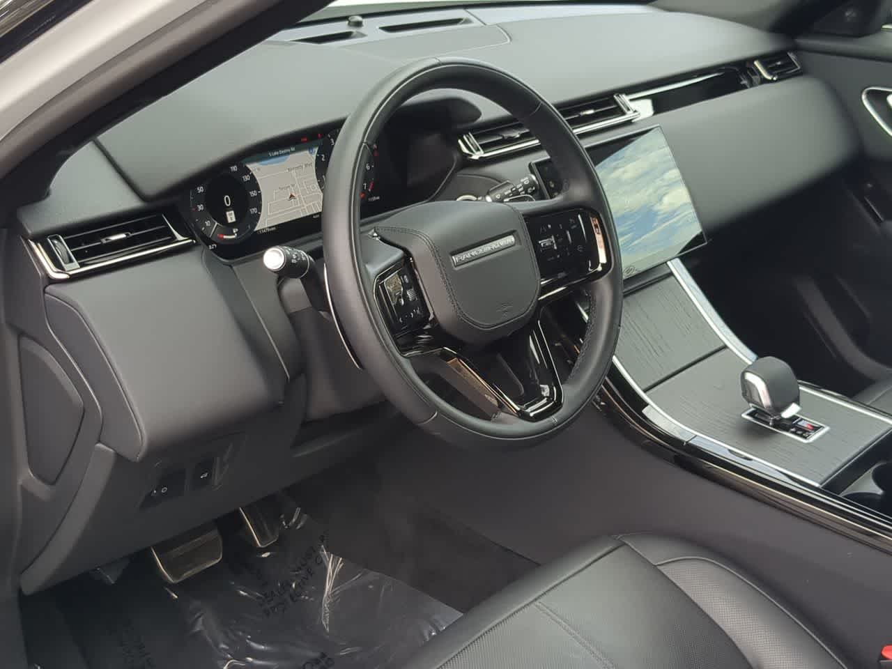 Thumbnail: 2025 Land Rover Range Rover Velar - 10