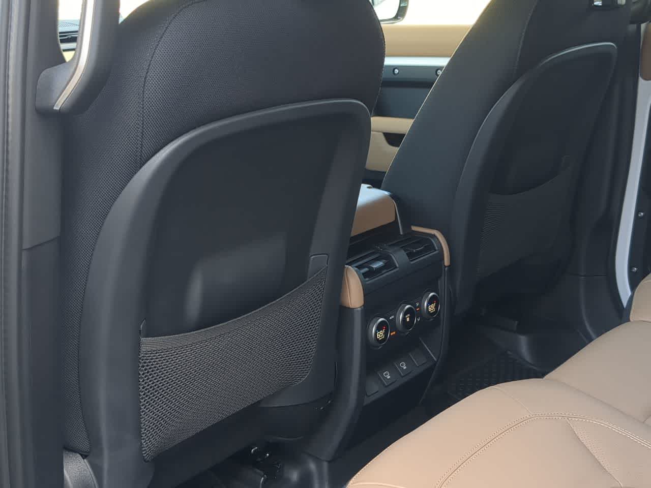 Thumbnail: 2025 Land Rover Defender - 19