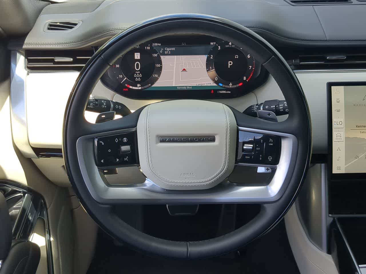 Thumbnail: 2024 Land Rover Range Rover - 31