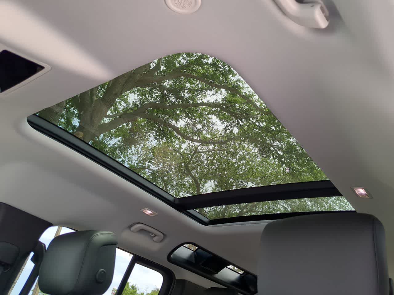 Thumbnail: 2025 Land Rover Defender - 20