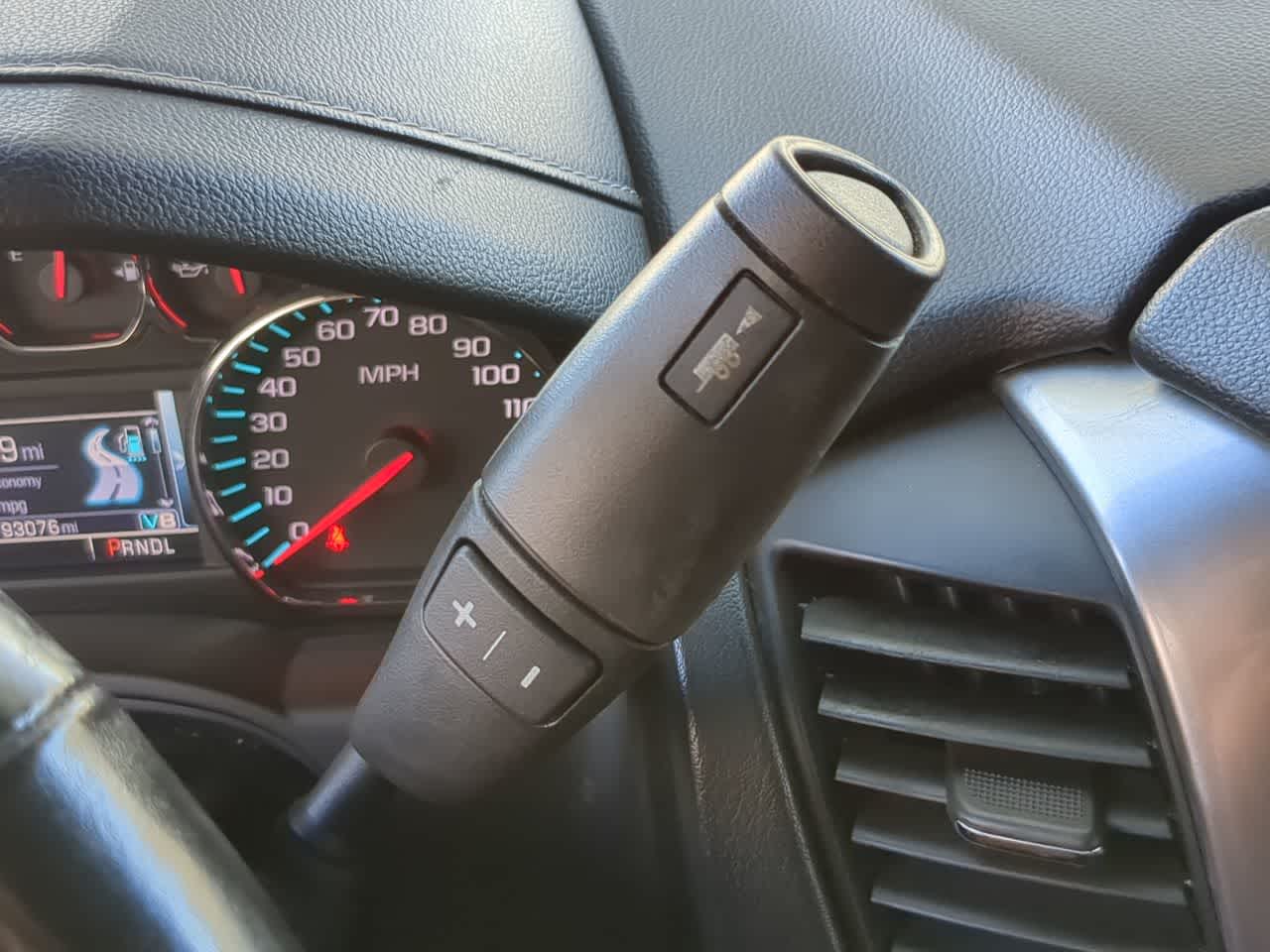 Thumbnail: 2018 Chevrolet Tahoe - 29