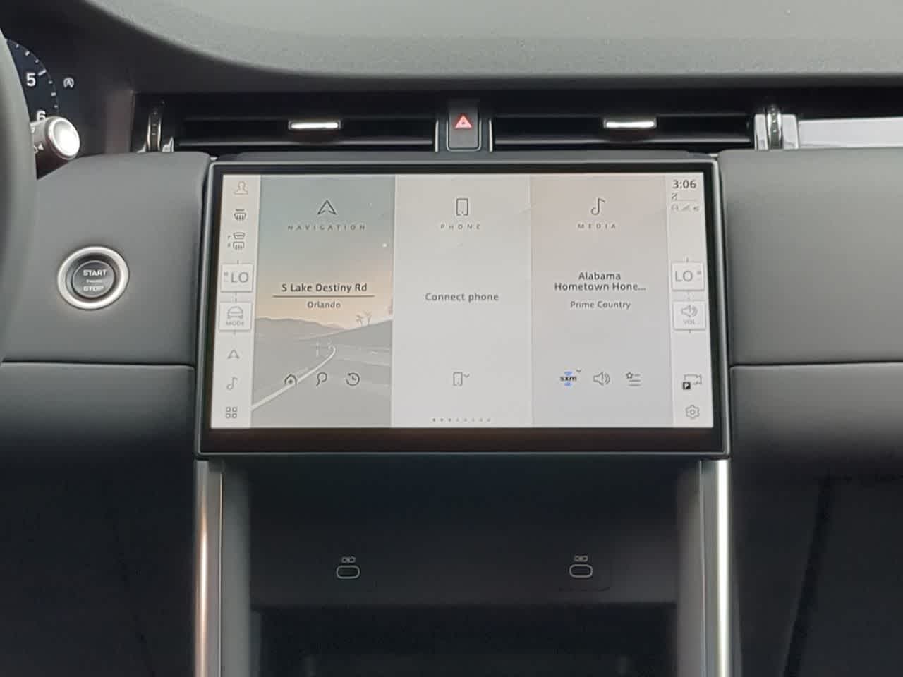 Thumbnail: 2025 Land Rover Discovery Sport - 30