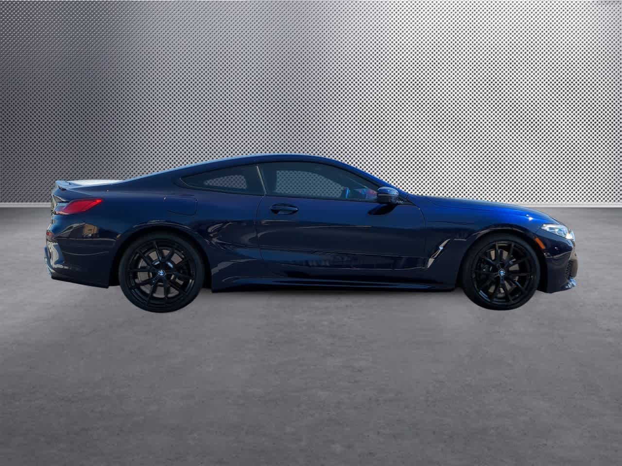 Thumbnail: 2022 BMW 8 Series - 9