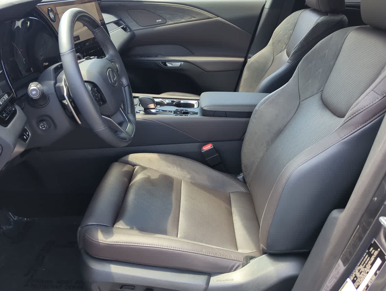 Thumbnail: 2024 Lexus RX - 16