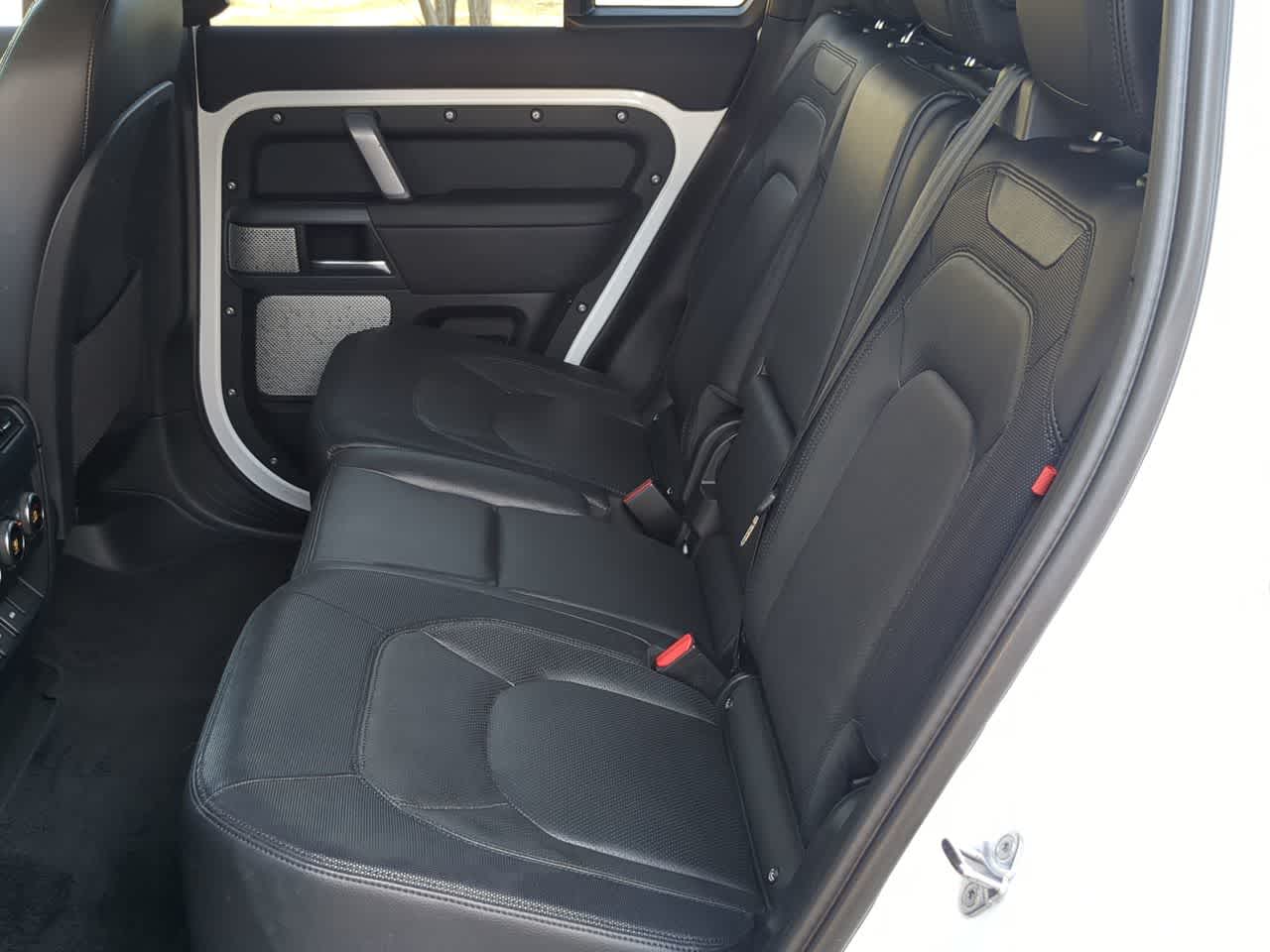 Thumbnail: 2024 Land Rover Defender - 20