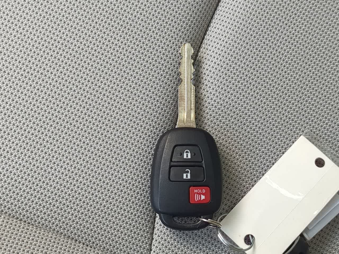 Thumbnail: 2024 Toyota Corolla Cross - 34