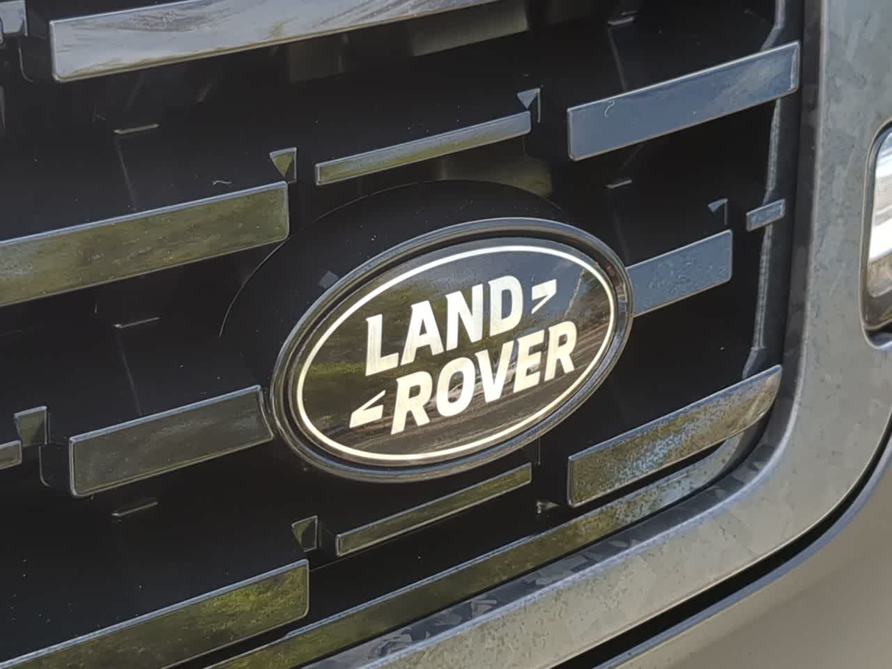 Thumbnail: 2026 Land Rover Range Rover Sport - 11