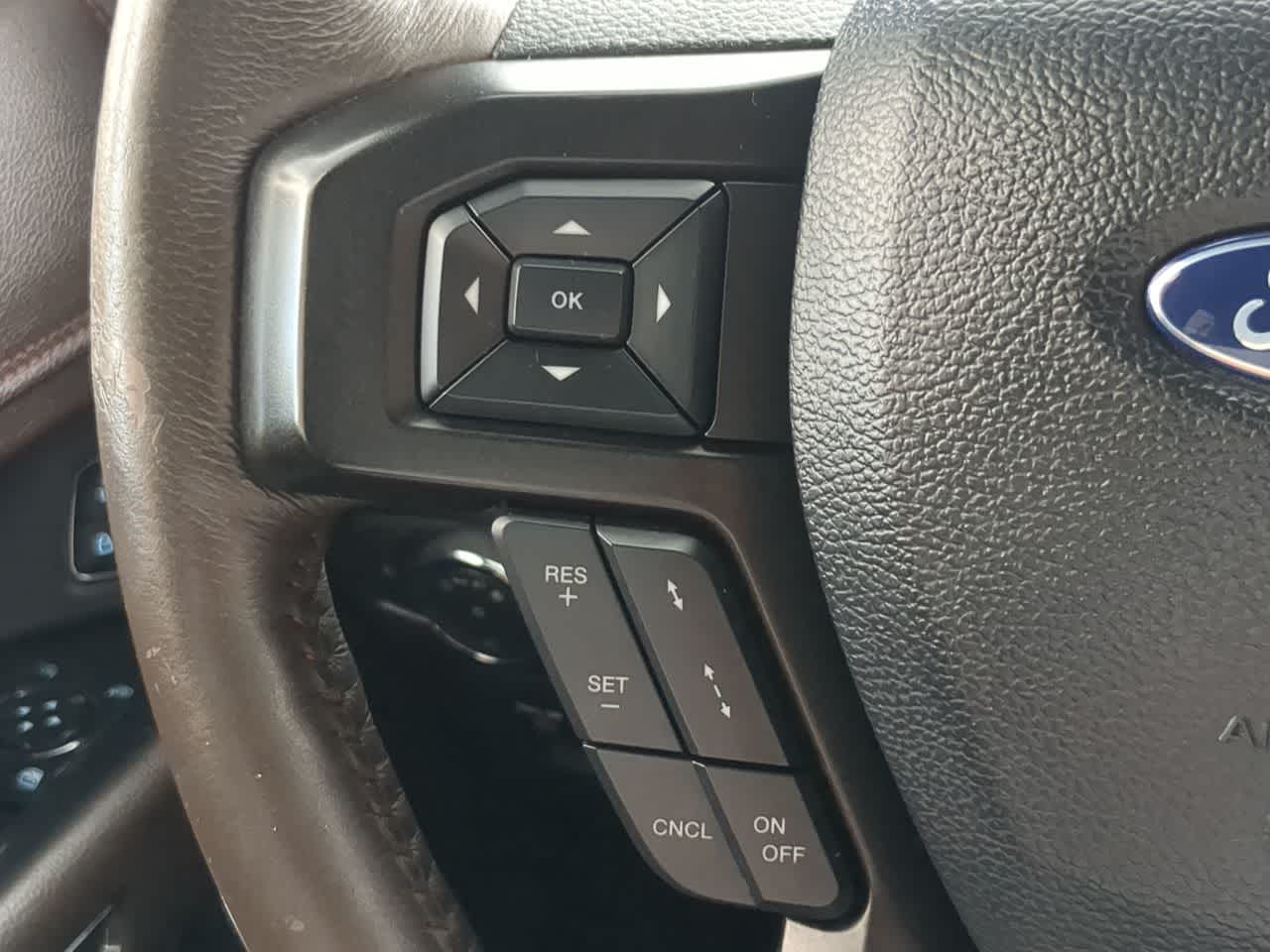 Thumbnail: 2020 Ford Expedition MAX - 25