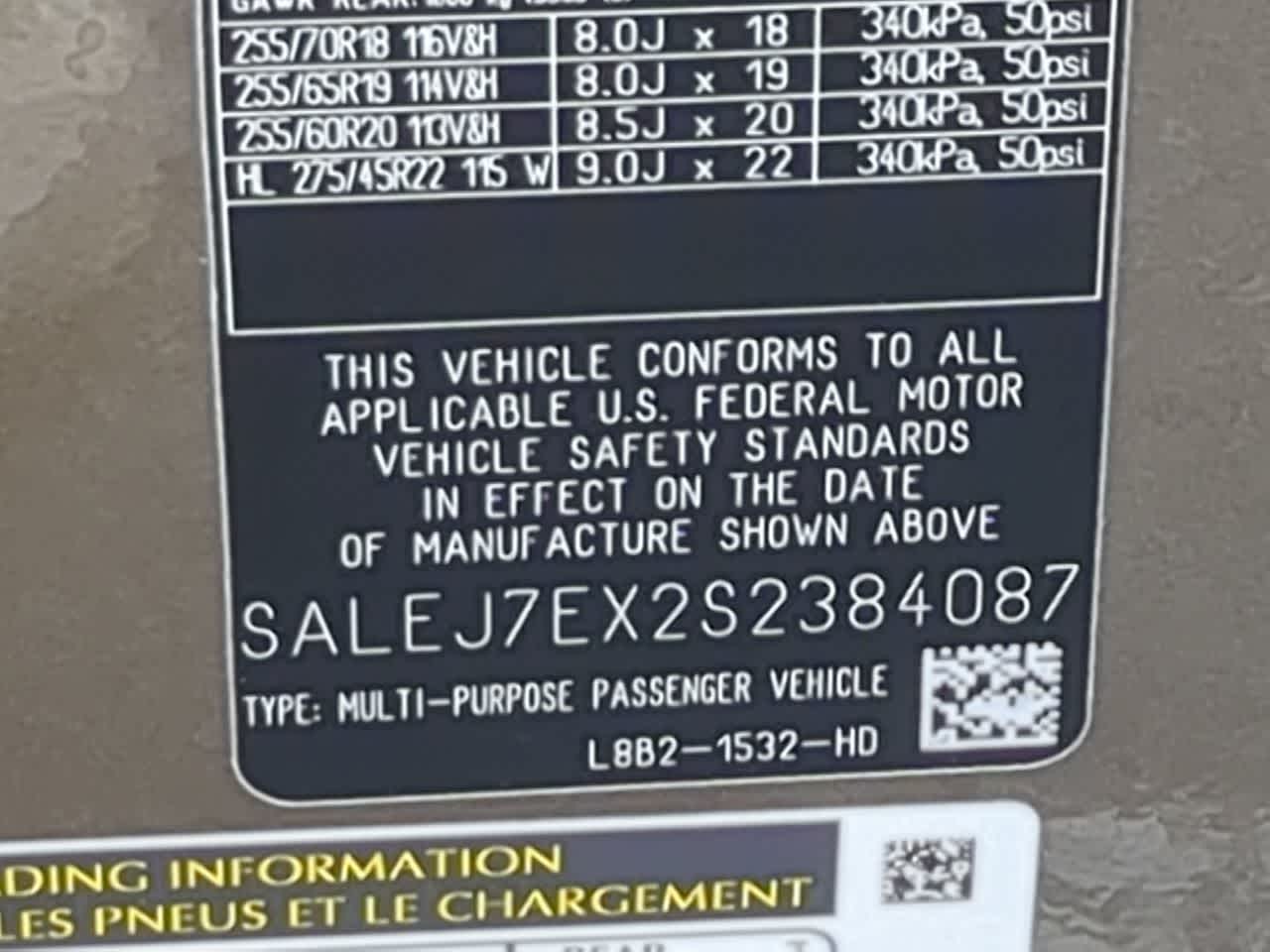 Thumbnail: 2025 Land Rover Defender - 40