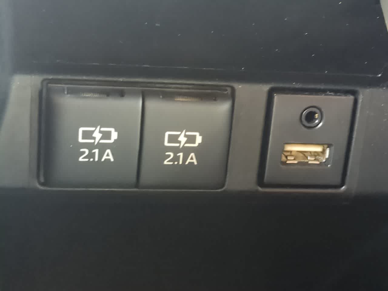 Thumbnail: 2020 Toyota Avalon - 33