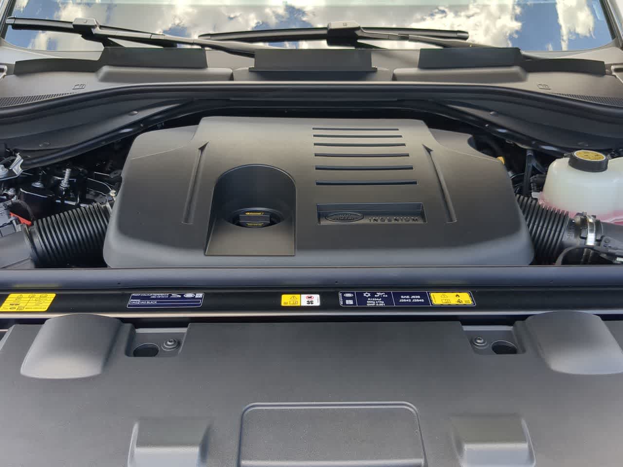 Thumbnail: 2026 Land Rover Range Rover Sport - 15