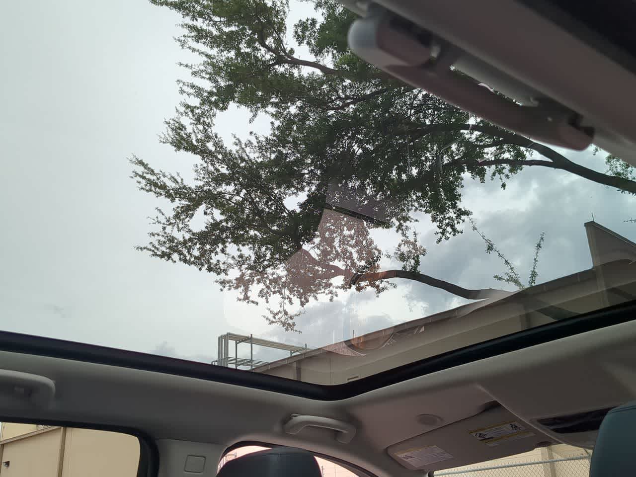 Thumbnail: 2025 Land Rover Discovery Sport - 23