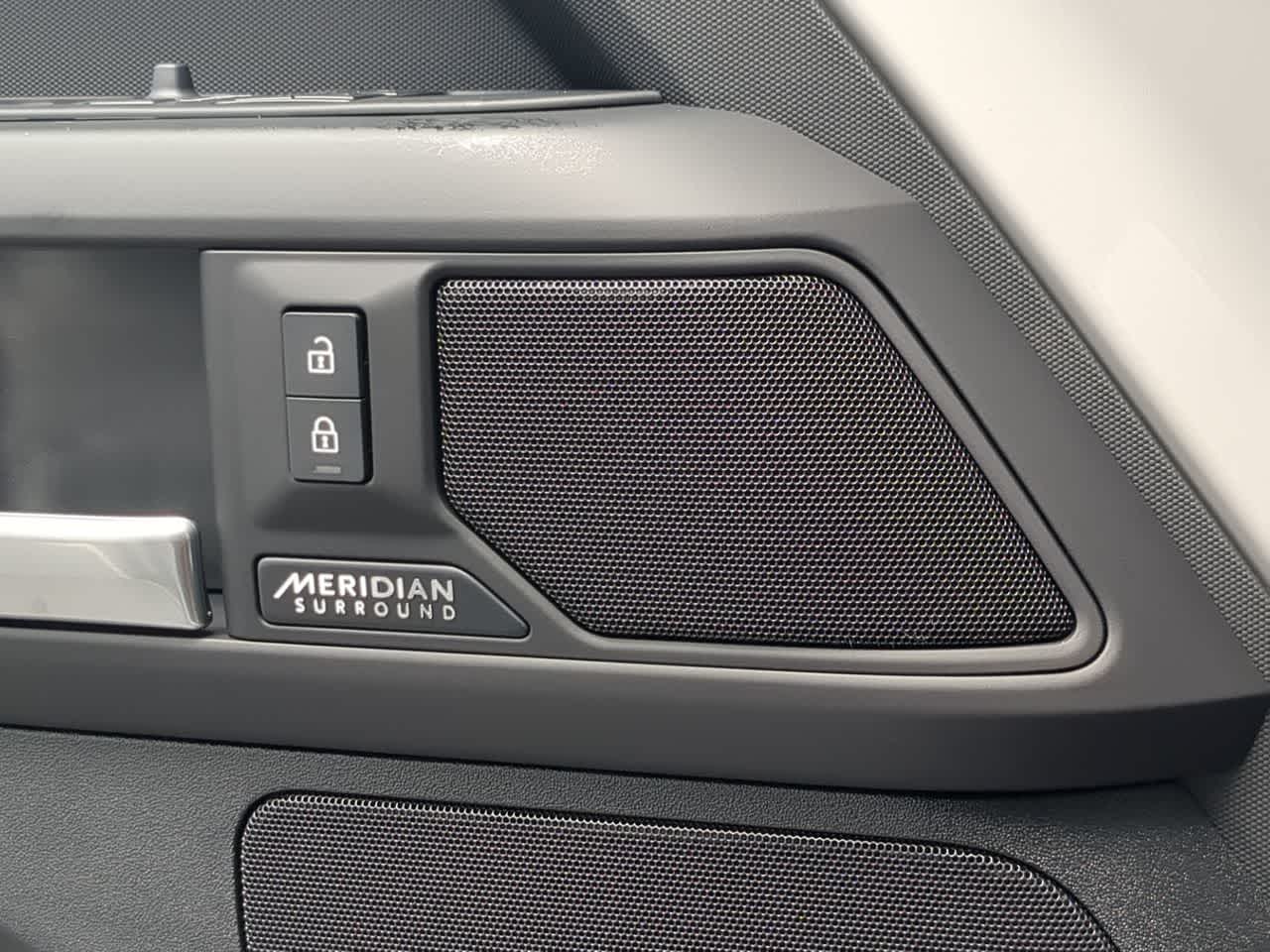 Thumbnail: 2026 Land Rover Defender - 33