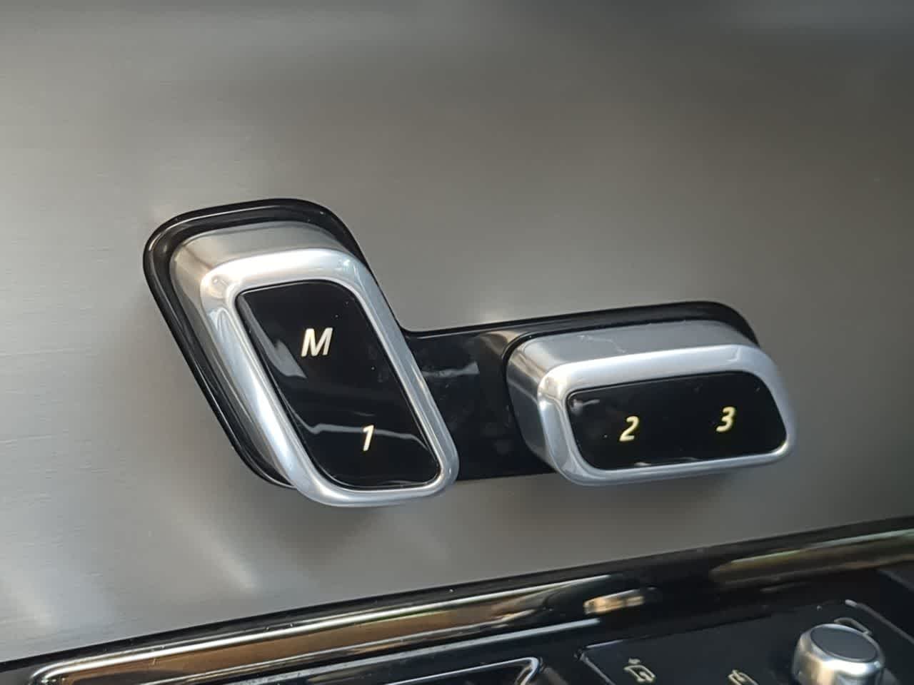 Thumbnail: 2024 Land Rover Range Rover Sport - 17