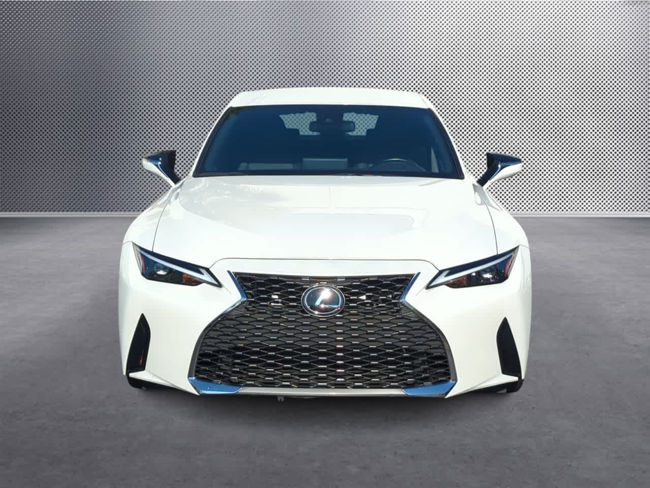 2022 Lexus IS 300 photo 3