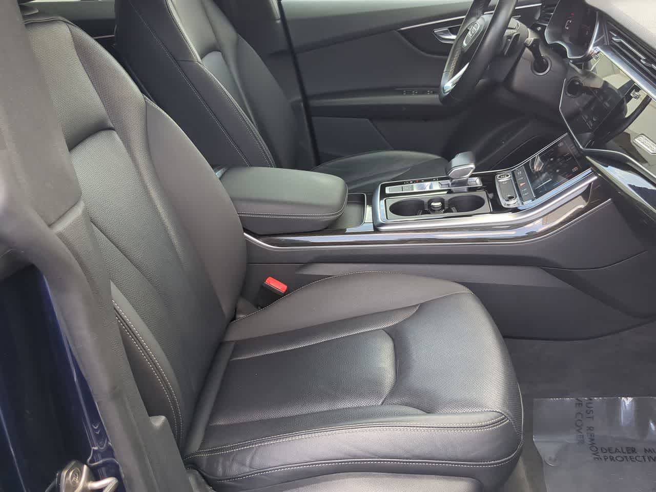 Thumbnail: 2021 Audi Q8 - 22