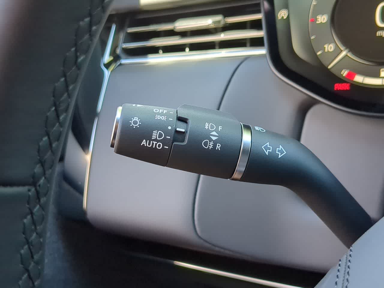 Thumbnail: 2026 Land Rover Range Rover Sport - 29