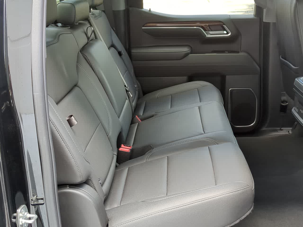 Thumbnail: 2025 Chevrolet Silverado 1500 - 19