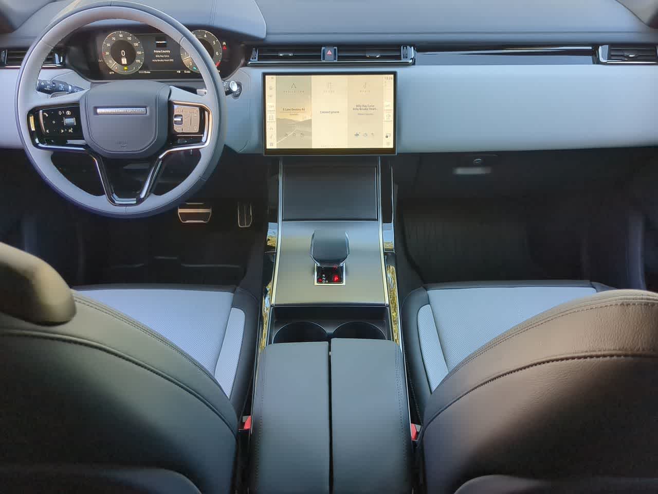 Thumbnail: 2026 Land Rover Range Rover Velar - 16