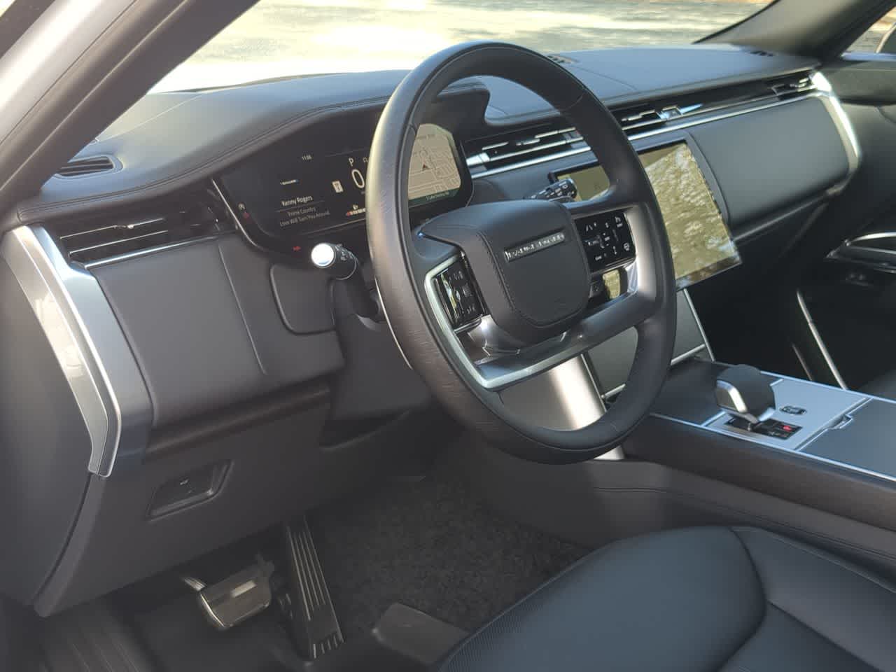 Thumbnail: 2026 Land Rover Range Rover - 10