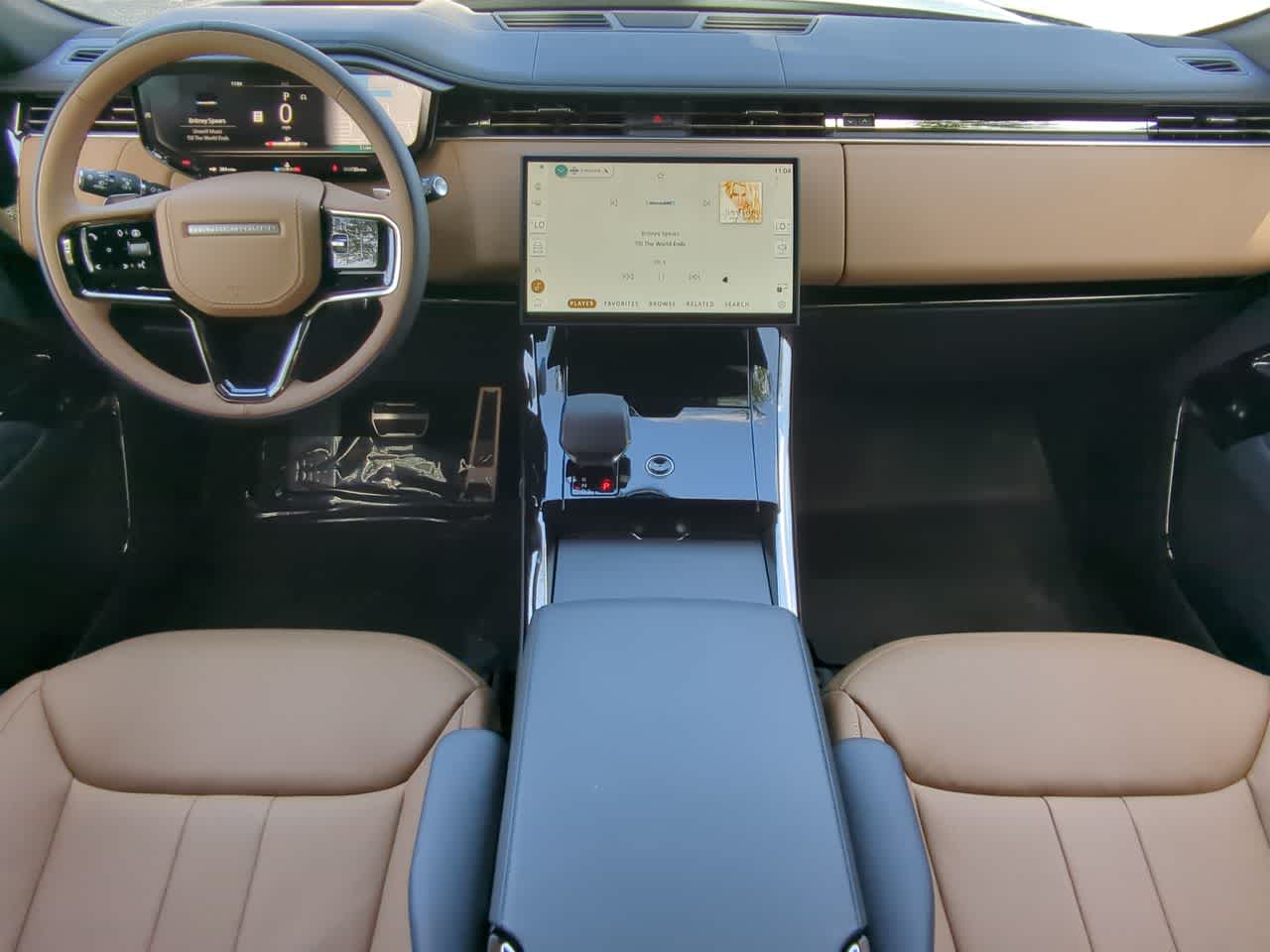 Thumbnail: 2025 Land Rover Range Rover Sport - 15