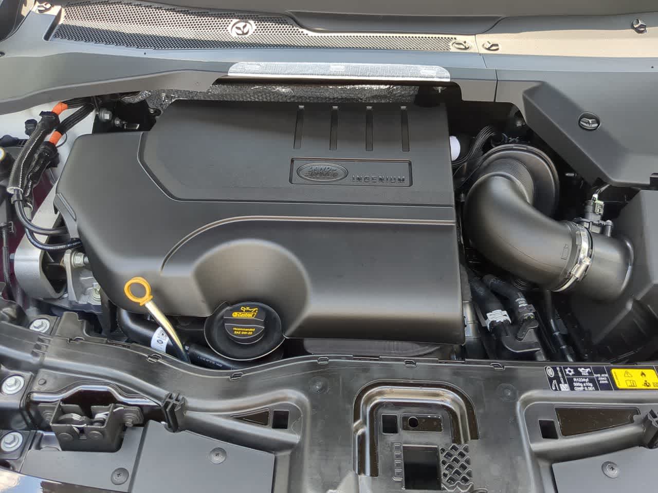 Thumbnail: 2025 Land Rover Discovery Sport - 15