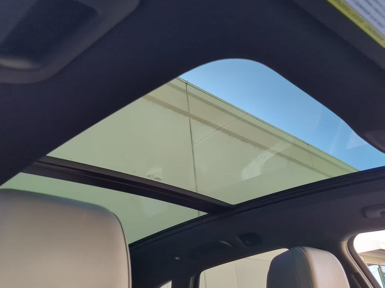 Thumbnail: 2025 Audi Q5 - 19