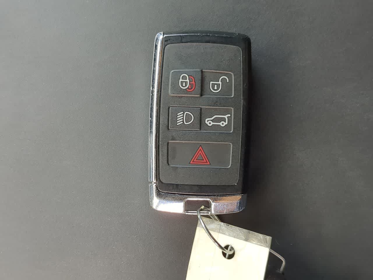 Thumbnail: 2025 Land Rover Defender - 37