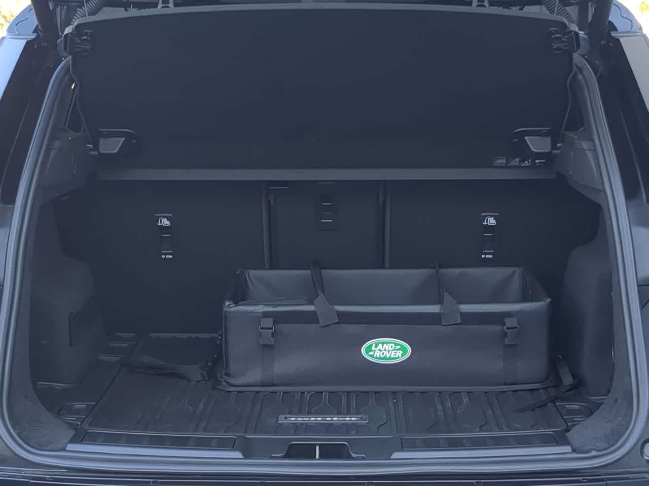 Thumbnail: 2024 Land Rover Range Rover Evoque - 36