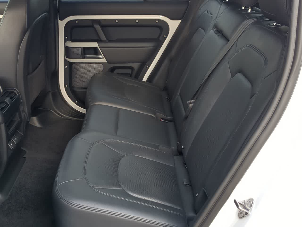 Thumbnail: 2024 Land Rover Defender - 21